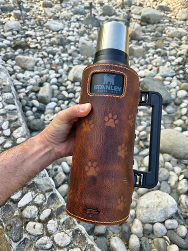 Stanley Termos Kılıfı 1.9L Brown Pati