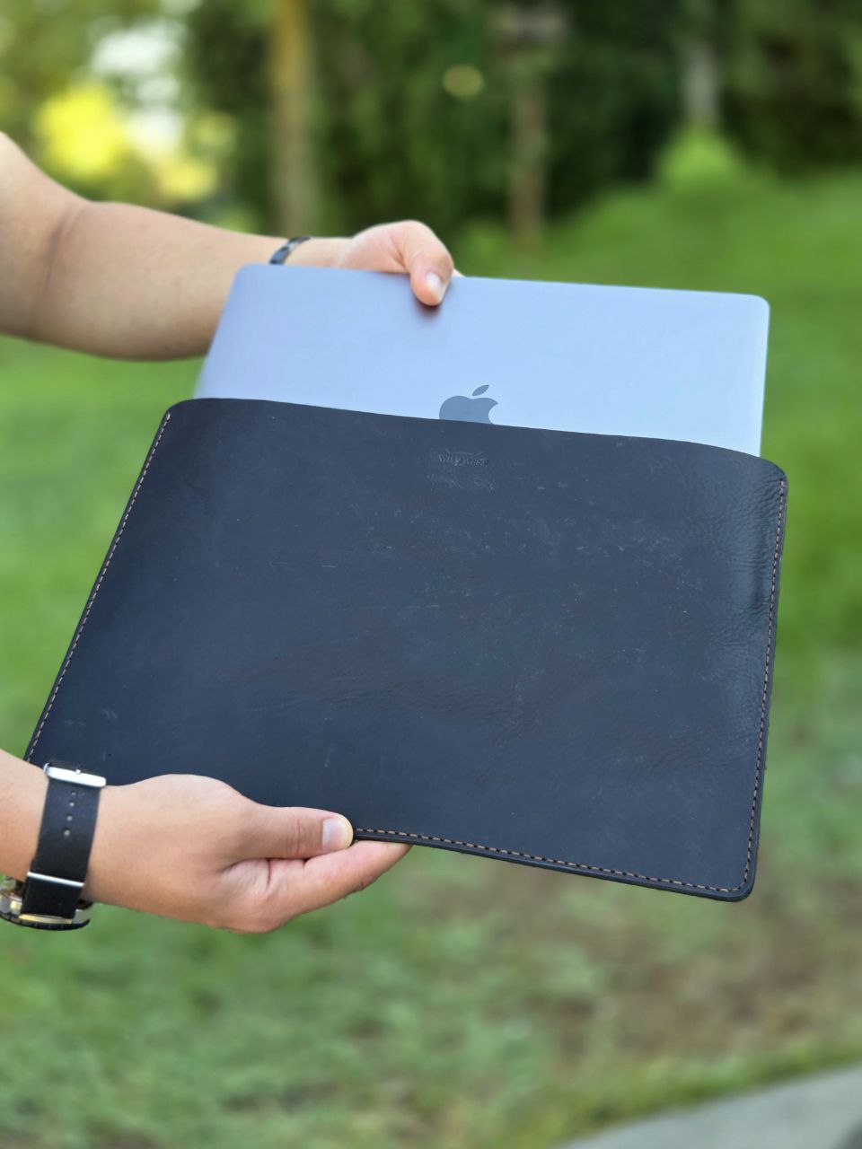 Macbook Kılıfı Düz Deri 13 inç Slim Kılıf