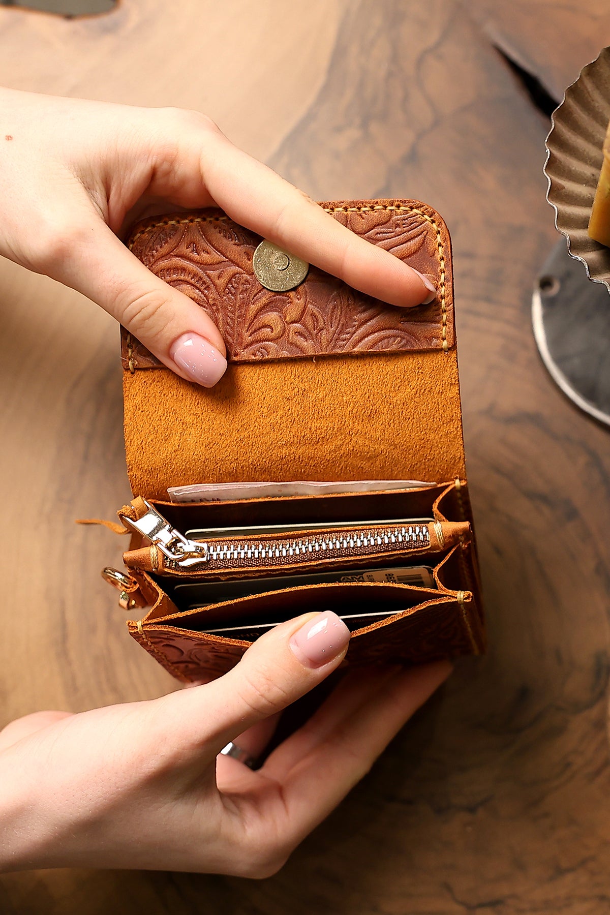 Briddle Minimal Bilek Askılı Kadın Cüzdan