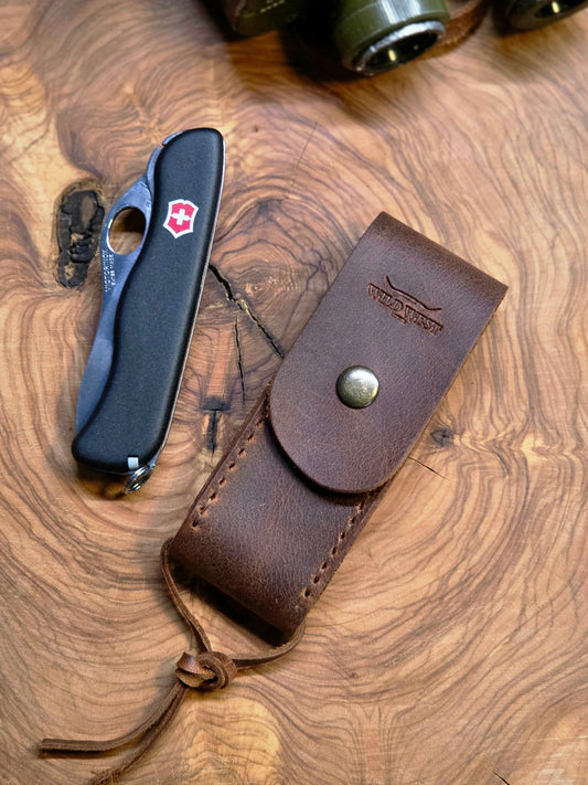 Victorinox Çakılar İçin El Yapımı Deri Kılıflarda Zarafetin Adı: Wild West Crafted