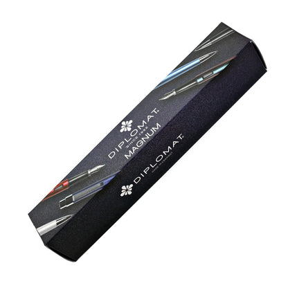 Diplomat D40905028 Magnum Soft Touch Kırmızı Dolma Kalem, Bold Uç