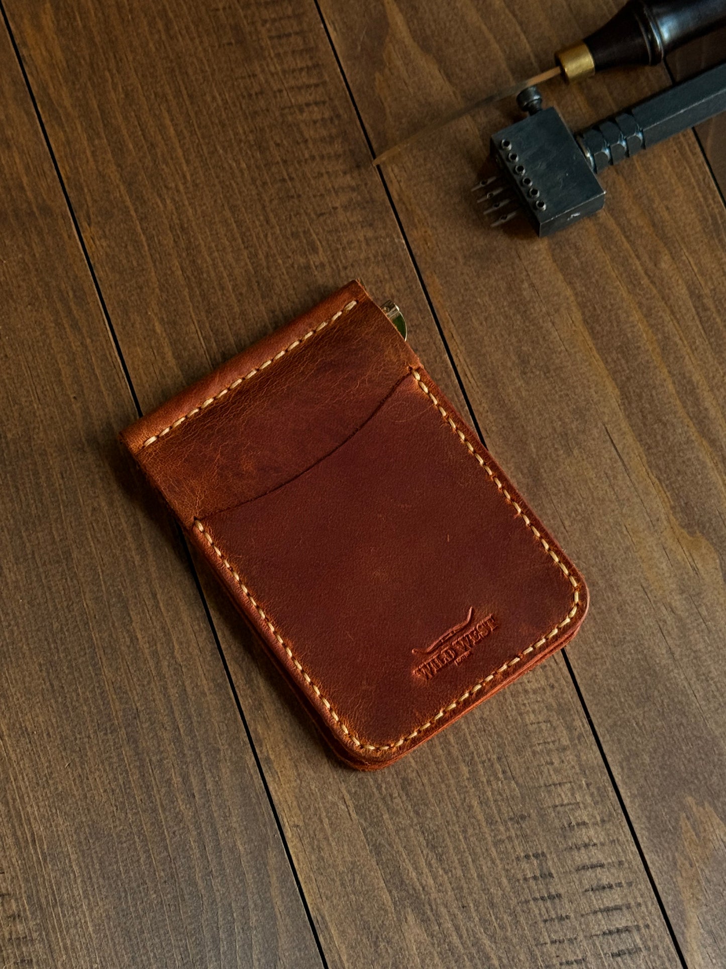 Saddle