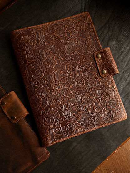 Desenli MacBook Organizer – Hakiki Deri Çok Bölmeli Evrak Çantası
